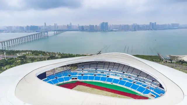 李灿荣 摄 图片