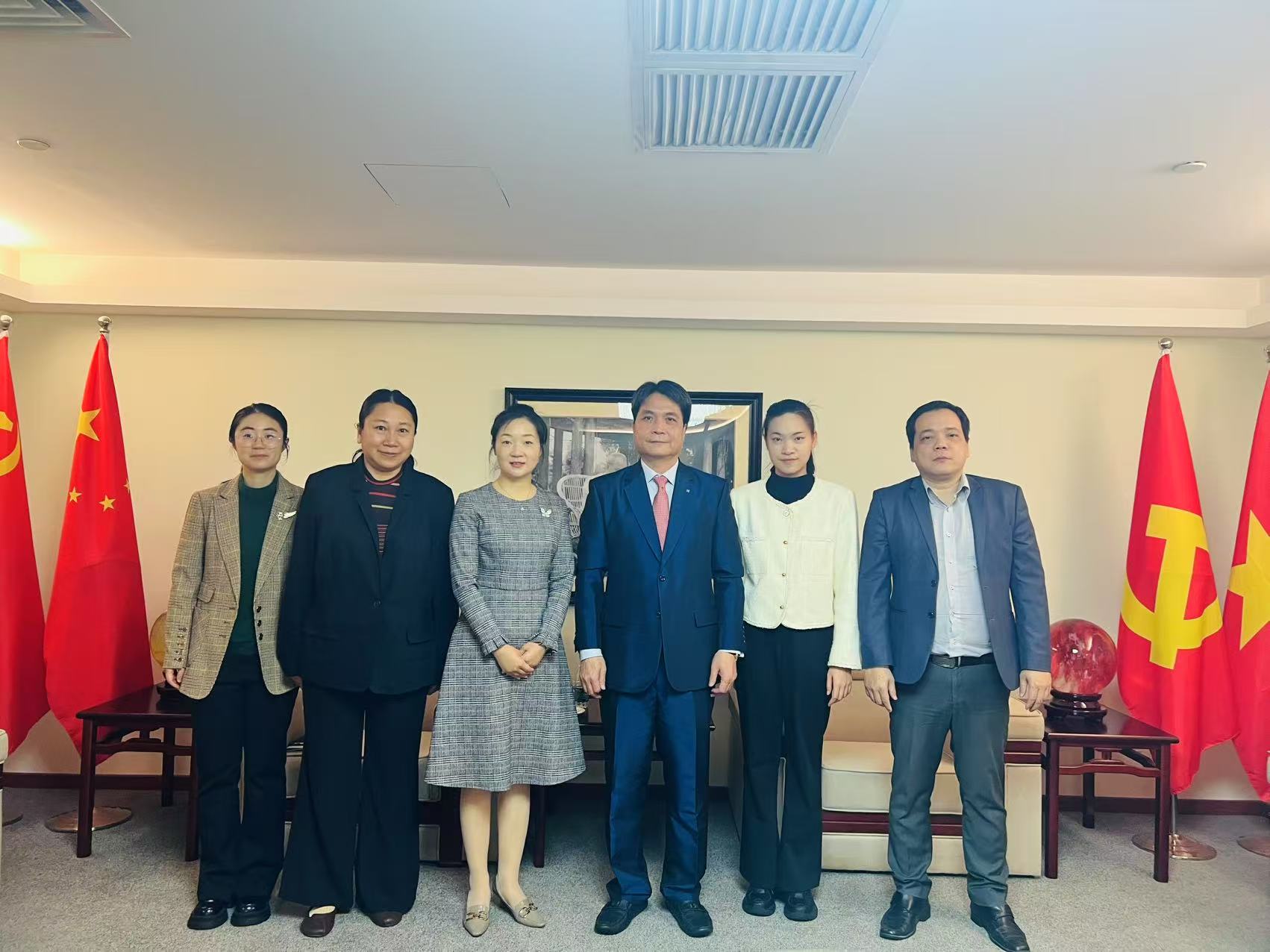 3.3-5赴多国驻穗领馆开展推介交流活动.doc_10