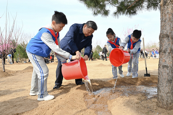 nEO_IMG_p2-习近平:汇聚共建美丽中国磅礴力量让祖国大地更加绿意盎然生机勃发 .jpg